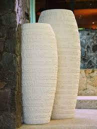 Biete schöne bodenvase ca.60cm hoch lt.bild selbstabholung. Die 34 Besten Ideen Zu Bodenvasen Und Schalen Bodenvasen Vase Schalet