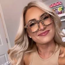 🤙🏼 Karli Robinson (itsmekarrs)