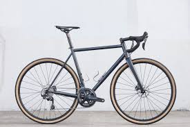 pin auf rennrad