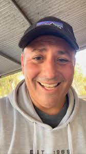 Con la alegría de que ya se puede conseguir este libro en la página:  porqueloshombresvivenmenos.com ¡Gracias @padreabascal por invitarme a  colaborar en este proyecto!