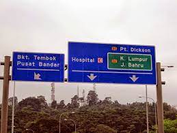 Ini foto tentang tanda, toilet, wujud. 5 Maksud Tertentu Jenis Papan Tanda Di Malaysia Yang Mungkin Anda Tak Tahu