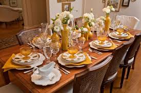 The most elegant of the thanksgiving decorations we sell at party city, many items in this category are truly keepsake. 35 Thanksgiving Table Decoration Ideas To Try In 2020