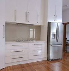 Check spelling or type a new query. White Kitchen Glass Splashback Google Search Freestanding Kitchen Modern Kitchen Splashbacks White Kitchen Splashback