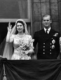 Britain's queen elizabeth and prince philip celebrated their 73rd wedding anniversary on friday, an occasion they were unable to share with their thank you to everyone for your kind wishes on the queen and the duke of edinburgh's 73rd wedding anniversary, buckingham palace said on twitter. Queen Elizabeth And Prince Philip Celebrate 73rd Wedding Anniversary In Quarantine At Windsor Castle Everything Zoomer