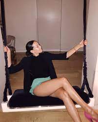 Your best tumblr for all the pictures & news of mandy capristo. Grace Capristo Zeigt Ihre Modelbeine
