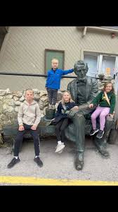 Trip to SD, Mount Rushmore, Watiki water park, Reptile Gardens, old time  photos and a 7 mile hike near Lake Sylvan. Derek Lennick Ben Imdieke