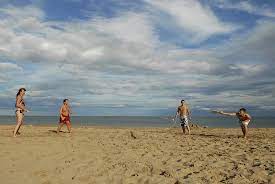 Maybe you would like to learn more about one of these? Plage De Saint Pierre La Mer P Nomah Picture Of Saint Pierre La Mer Fleury Tripadvisor