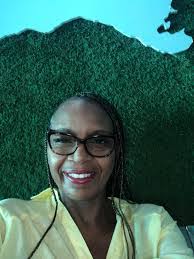 Sonya Spence's Instagram, Twitter & Facebook