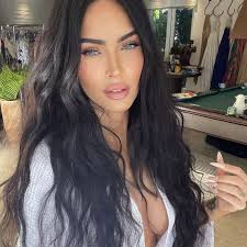 1. Roses are red, violets are blue, my CSS is broken, and I haven't a clue!  2. Roses are red, violets are blue, Javascript is weird, and it's making me  feel blue!