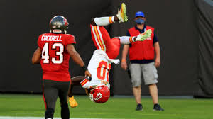 Super bowl lv is kicking off tonight at 6:30 p.m. Chiefs At Buccaneers Score Tyreek Hill Eviscerates Tampa Bay With Career Best Outing Flirts With Nfl Records Cbssports Com