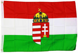Die flagge ungarns leitet sich vom historischen, 1990 wieder eingeführten wappen ungarns ab, das ein silbernes patriarchenkreuz auf einem grünen hügel mit rotem hintergrund zeigt. Ungarn Flagge 150x250cm Mit Wappen 150 X 250 Cm Internationale Flaggen Flaggenshop Munchen