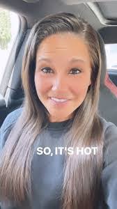 Tara Lockwood's Instagram, Twitter & Facebook