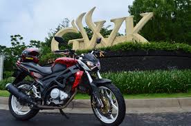 Moto fit modifikasi kawasaki ninja 250 carbu fi z250 modifikasi vixion headlamp z250 terbaru kloro modif via kloromodif.blogspot.com. Kumpulan 94 Modifikasi New Vixion Headlamp Z250 Terlengkap Ruji Motor