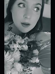 Sanna-Mari #CapCut #fyp #suomitt #foryou #confidence #sinkku #dating  #single #strongwomen #flowers #myname