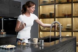 no touch kitchen sensor faucet