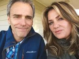 June 2023 (Volume 48, Number 6) by Julien's Journal