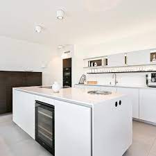poggenpohl rotterdam realiseert deze luxe witte poggenpohl keuken klik voor alle foto s en volg ons op insta voor dagelijkse inspiratie www poggenpohl keukens
