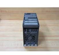 Siemens 6SE6440-2UC11-2AA1 Micromaster 440 6SE64402UC112AA1 - Used