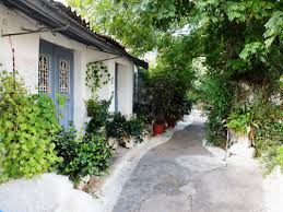 Garten athen ist ein familiengeführtes griechisches restaurant mit einem idyllischen biergarten in schniegling (nürnberg). Athen Bunt Lebendig Vielseitig Individualicious