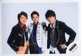 pin by arashi amnos on 嵐 arashi j storm japanese boy boy bands lab coat