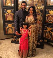 Полное имя — айшвария кришнарадж рай (aishwarya krishnaraj rai). 31 Pictures And Videos That Take You Inside Jalsa The Bachchan Family S Stunning Mumbai Home Vogue India