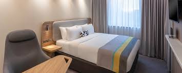 A great hotel of the famous chain, on the fastest motorway of the greek capital, a short distance from its modern airport, only 30 minutes from the city centre and 10' from the olympic stadium of athens. Holiday Inn Express Dublin Airport Airport Accommodation Dublin Dublin Airport Parking