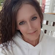 What are the pros and cons of Gabapentin versus Lyrica?