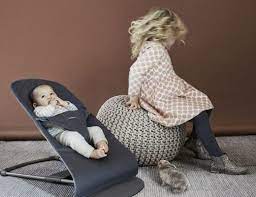 De Nieuwe Design Wipstoel Van Babybjorn Lady Lemonade Babyfoto S Babyproducten Babyfoto