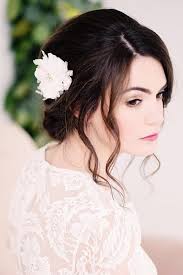 19 ways to wear flowers in your bridal hairstyle ~ KISS THE BRIDE MAGAZINE