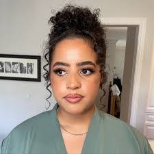 Lauren Snow's Instagram, Twitter & Facebook