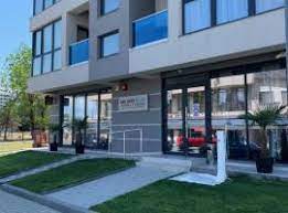 Acesta oferă un bar, recepție cu program nonstop, wifi gratuit și un club deschis la sfârșit de săptămână. Cele Mai Bune 10 Hoteluri De 3 Stele Din Mamaia Romania Booking Com