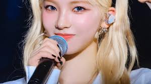 aespa Karina's AirPods Max Gains Amusing Reactions From MYs: 'It looks like  a hat'