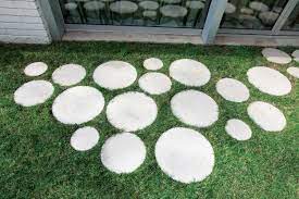 Perfect Union Slide Show Garden Design Round Pavers Garden Design Garden On A Hill
