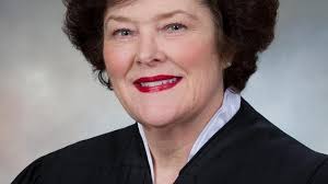 2 running for district judge seat