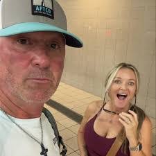 Derrick Odell's Instagram, Twitter & Facebook