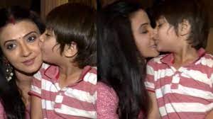He is also the half brother of arya. Aekam Binjwe Aka Ved Kissed Suhasi Aka Vedika Sweet Moments Aap Ke Aa Jane Se Youtube