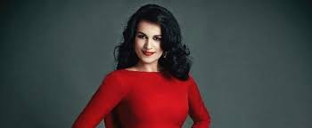 Angela gheorghiu superstar internațional, cea mai fascinantă și talentată artista de operă a timpurilor noastre, concertează la bucurești sub bagheta maestrului eugene kohn, alături de filarmonica george enescu și tenorul teodor ilincăi. Broad Stage S Celebrity Opera Series Concludes With Angela Gheorghiu And Vittorio Grigolo