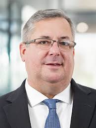 Chris Hetman's Instagram, Twitter & Facebook