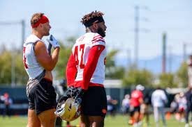 49ers' Bryce Huff on trade from Eagles: 'You live and you learn'