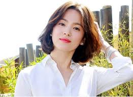The hallyu queen was spotted sporting a chic bob. 16 Song Hye Kyo Ideas Song Hye Kyo Korean Actresses Hye Kyo