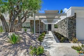 But did you know that term wasn't even around until the 1980s? 50 Mid Century Modern Landscaping Ideas Photos Home Stratosphere