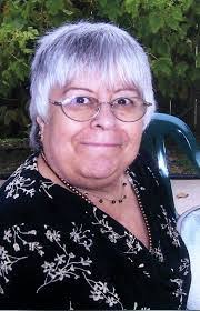 Wanda Oakley's Instagram, Twitter & Facebook