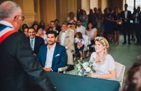 Selon des enquêtes, certains immigrants payent environ 15 000 euros pour l'achèvement du mariage. Mariage Franco Tunisien En Bretagne Coralie Et Selim