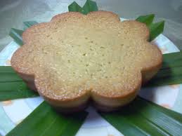 Resep bolu kemojo khas pekanbaru riau ini bisa anda coba di rumah jika ingin membuat kue bolu yang lain daripada yang lain. Bolu Kemojo Al Mahdi Riau Makanan Khas Melayu Yang Lembut Dan Manis Oleh Oleh Khas Riau