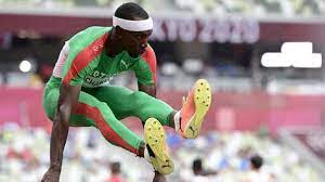 His 17.79 m (58 ft 4 + 1 ⁄ 4 in) in early 2014 was the best triple jump of the year. G8bexr7iuy55ym