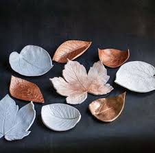 Schone Und Sehr Einfache Bastelschalen Aus Blattern Und Ton Diy Clay Easy Crafts Clay Crafts