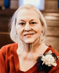 Renate Lutz's Instagram, Twitter & Facebook