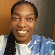 Janelle Hendrix's Instagram, Twitter & Facebook