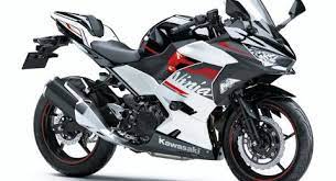 Motor sport full fairing ini merupakan salah satu jenis motor gagah yang cukup populer di indonesia. Serupa Tapi Tak Sama Ini Potret Motor Sport Kloningan Dari China