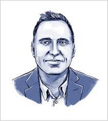 Kelly Griswold's Instagram, Twitter & Facebook